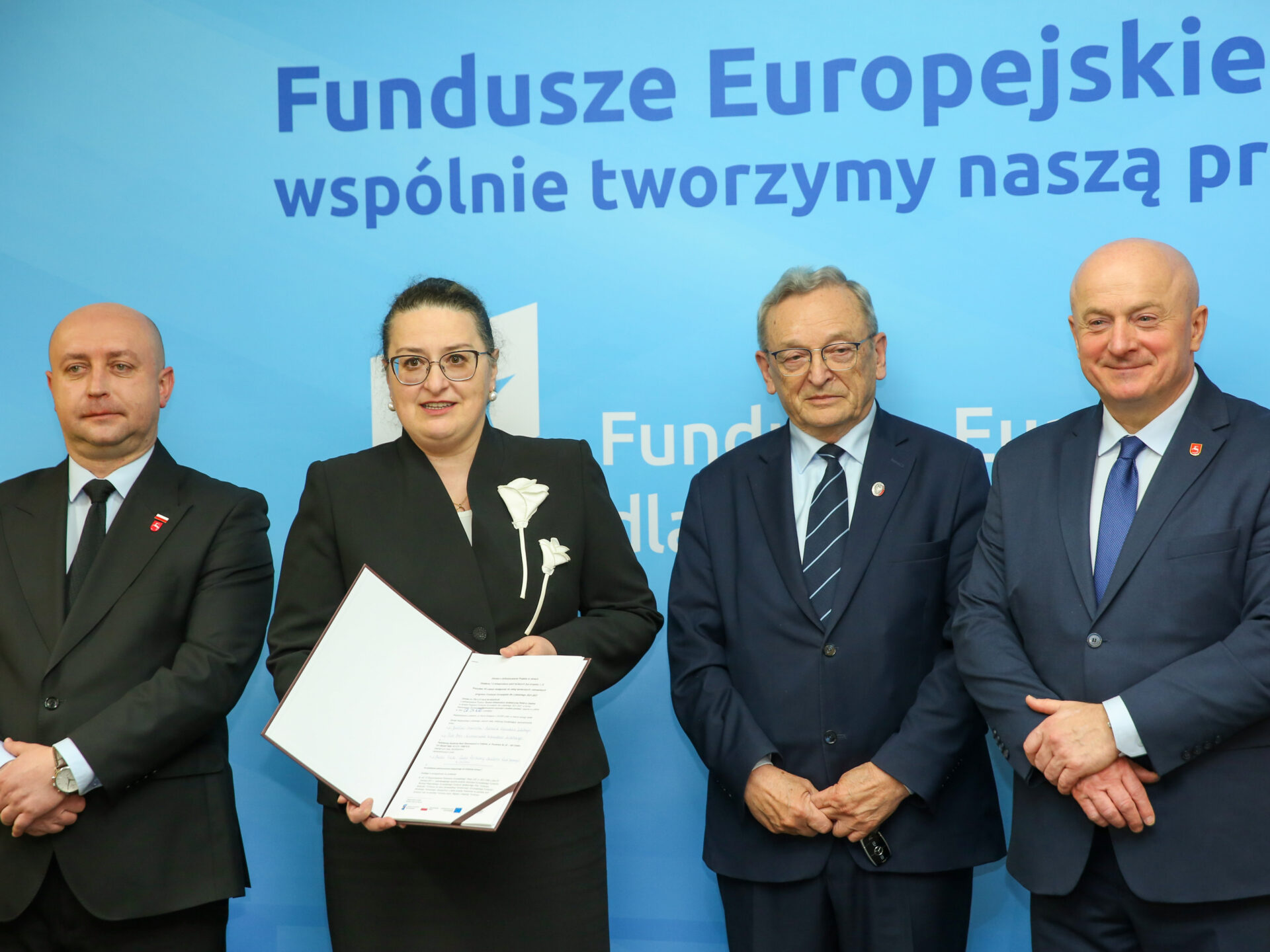 Podpisanie umowy w Urzędzie Marszałkowskim na dofinansowanie laboratoriów PANS w Chełmie