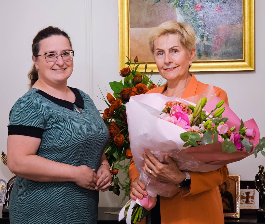 Rektor Beata Fałda pogratulowała nagrody Społecznika Roku