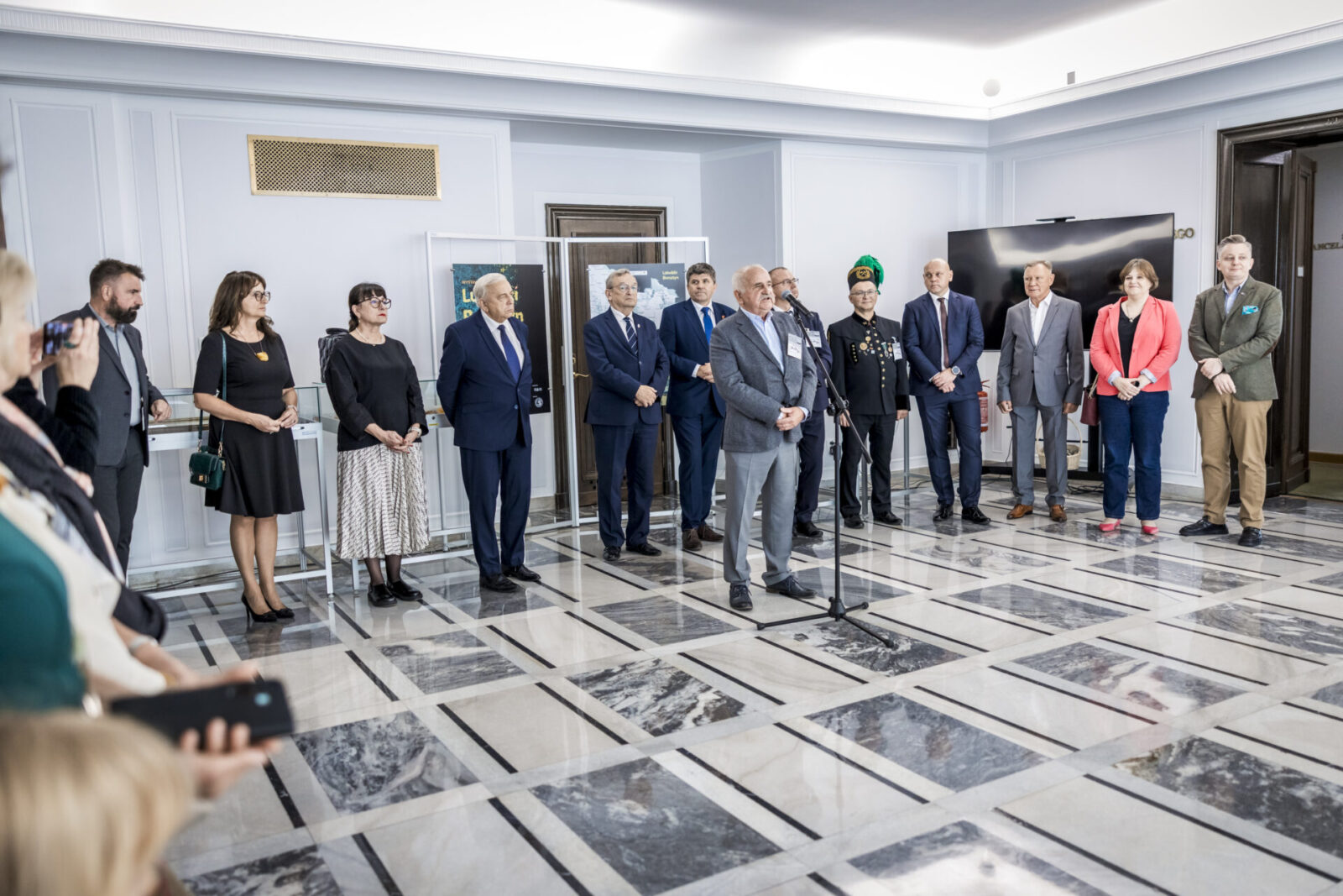 Odkrycie dr. Lucjana Gazdy w&nbsp;Kopalni Bursztynu